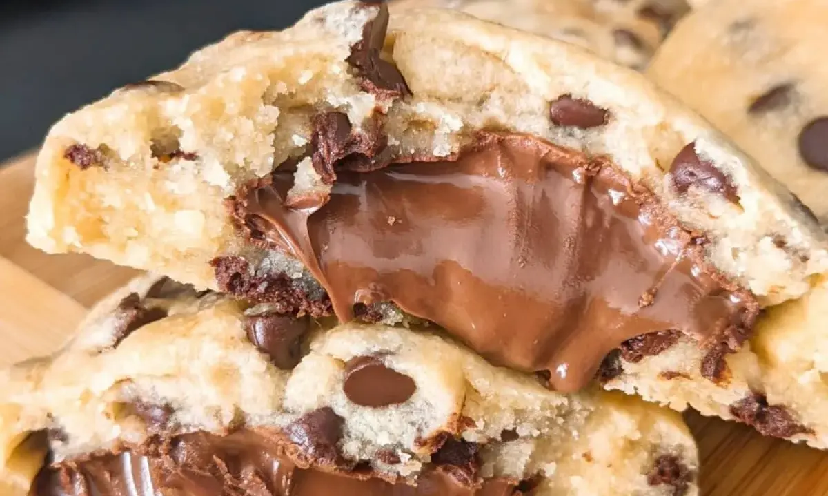 Gâteau cookie gourmand, cœur coulant de Nutella fondant. Un délice à croquer !