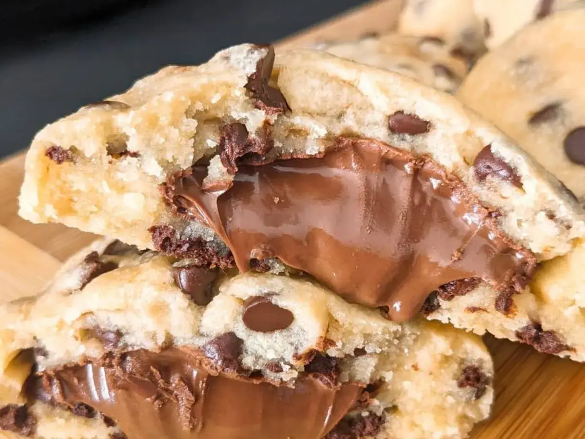 Gâteau cookie gourmand, cœur coulant de Nutella fondant. Un délice à croquer !